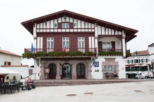 Monte Escalier Assistance Installateur Monte escalier Bidart