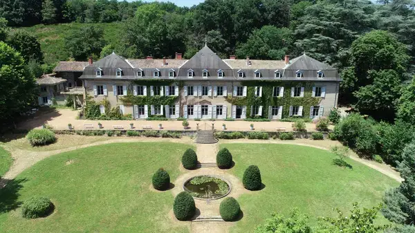 Monte Escalier Assistance Installateur Monte escalier Charbonnières-les-Bains