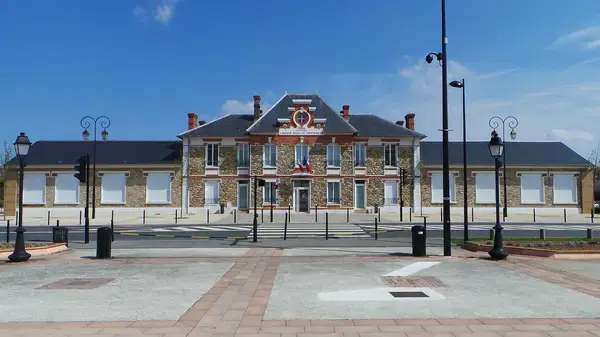 Monte Escalier Assistance Installateur Monte escalier Le Coudray-Montceaux