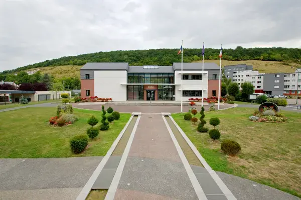 Monte Escalier Assistance Installateur Monte escalier Saint-Léger-du-Bourg-Denis